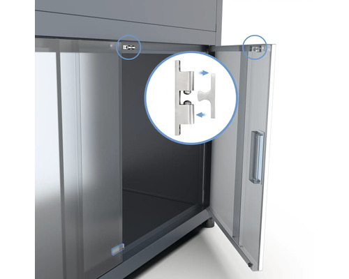 Detailansicht eines geöffneten Werkstattschranks mit Türscharnier