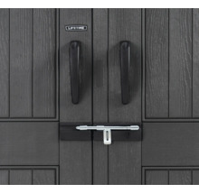 Vue détaillée d'un meuble de jardin avec poignées de porte et loquet