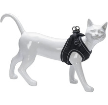 Harnais pour chat sur un mannequin de chat
