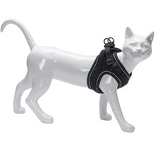 Harnais pour chat sur un mannequin de chat