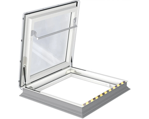 Geöffneter Dachausstieg mit Griffstange