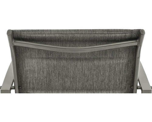 Detailansicht einer Gartenliege mit Textilbespannung und Metallgestell