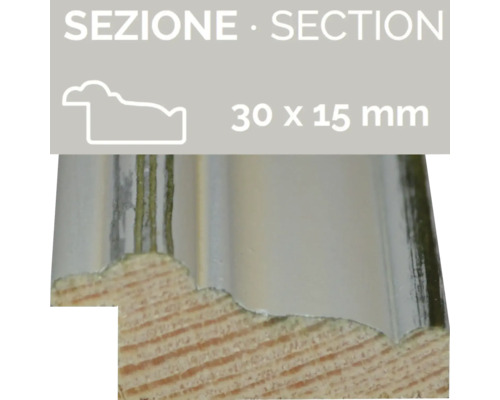 Holzdekorleiste mit den Maßen 30 x 15 Millimeter