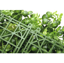 Kunstrasenpaneel mit Blättern und Kunststoffgitter