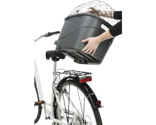 Fahrrad mit aufgesetztem Fahrradkorb