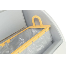 Kunststoff-Müllbeutelhalterung mit Müllbeutel im Behälter