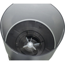 Innenansicht eines Behälters mit Rührwerk.