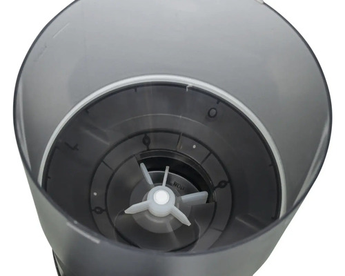 Innenansicht eines Behälters mit Rührwerk.