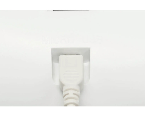 Micro-USB-Kabel eingesteckt