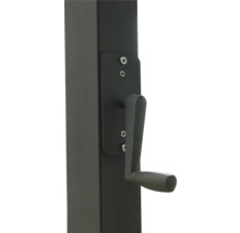 Vue détaillée d'un pied de parasol avec mécanisme à manivelle.