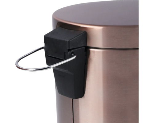 Vue détaillée d'une poubelle à pédale avec poignée