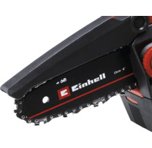 Einhell Logo auf einer 15 Zentimeter Akku-Kettensäge