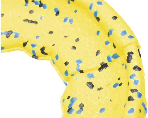 Gelbes Trainingsgerät mit schwarzen und blauen Mustern