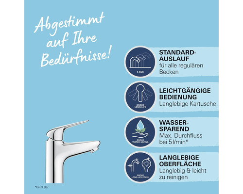 Armatur mit Hinweisen zu Standardauslauf, leichtgängiger Bedienung, Wassersparfunktion und langlebiger Oberfläche