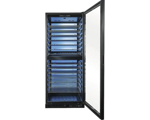 Cave à vin avec porte en verre et plusieurs étagères