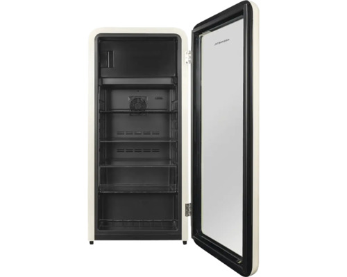 Réfrigérateur à boissons ouvert avec étagères