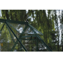 Detailansicht Gewächshaus mit Fenster zum Öffnen