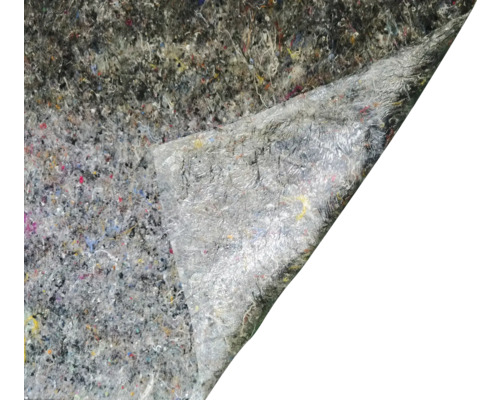 Gros plan d'un matelas isolant avec une couche d'aluminium