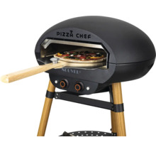 Four à pizza avec pieds en bois et pizza sur une pelle à pizza