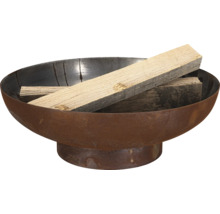 Braséro en métal avec du bois