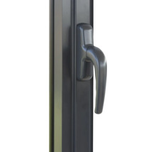 Poignée de fenêtre sur un châssis de fenêtre