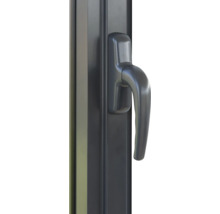 Gros plan d'une poignée de fenêtre