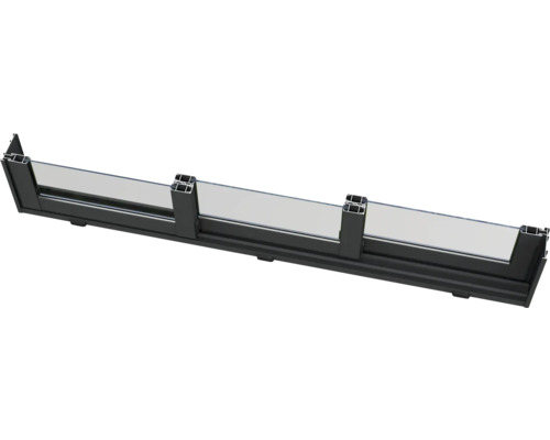 Vue d'une balustrade en verre avec profilé en aluminium