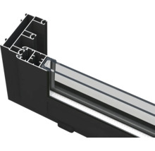 Coupe transversale d'un châssis de fenêtre en aluminium avec verre