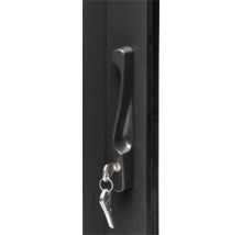 Poignée de porte avec clé dans la serrure