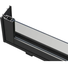 Gros plan d'un cadre de fenêtre en aluminium avec vitrage