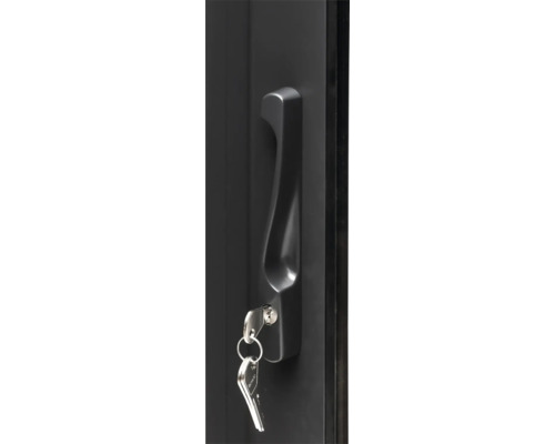 Poignée de porte avec clé dans la serrure