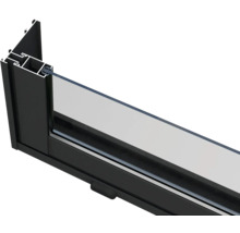 Coupe transversale d'une fenêtre en aluminium avec vitrage