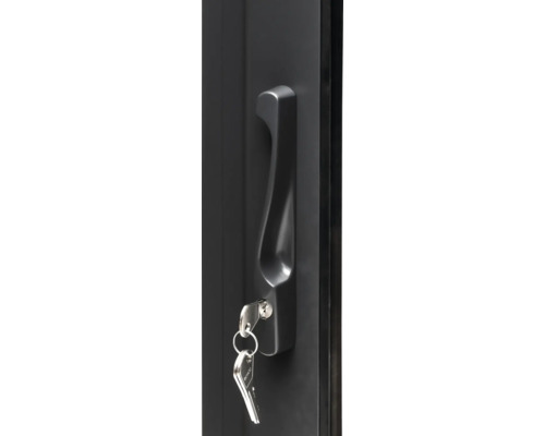 Poignée de porte avec clé dans la serrure