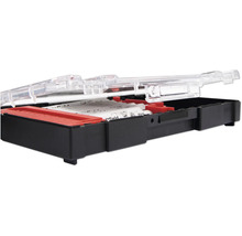 Jeu de lames de scie sauteuse dans une boîte de rangement ouverte