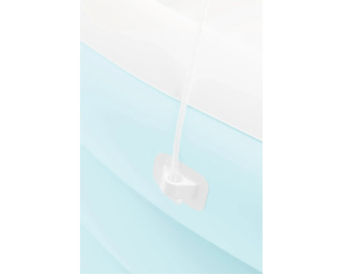 Vue détaillée d'un cordon de traction sur un store enrouleur