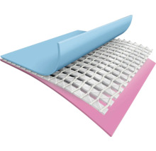 Mehrschichtiger Bodenbelag mit Vliesstruktur