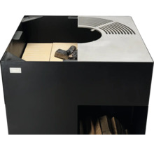 Cheminée barbecue avec insert de grille et stockage du bois