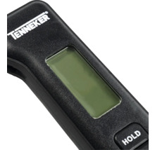 Logo TENNEKER sur un thermomètre numérique