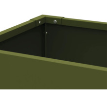 Vue détaillée d'un bac à plantes en métal avec des vis