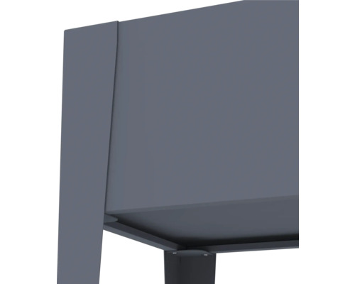 Vue détaillée d'un potager surélevé en métal