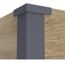 Chapeau de poteau en métal pour poteau en bois monté sur un poteau d angle avec grain de bois