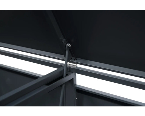 Detailaufnahme einer Gartenbox mit Öffnungsmechanismus