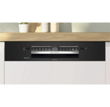 Bosch Geschirrspüler mit Bedienfeld und verschiedenen Programmen