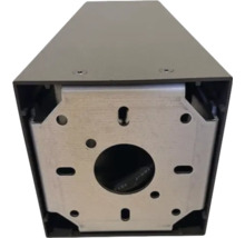 Detailansicht eines Rollladenkastens mit Montageplatte