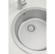 Runde Spüle mit Wasserhahn