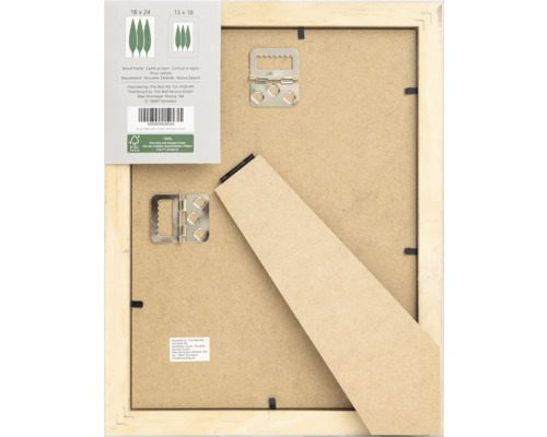 Rückseite eines Holzbilderrahmens mit Aufhängevorrichtung