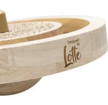 Katzenspielzeug aus Holz mit Lotte Design