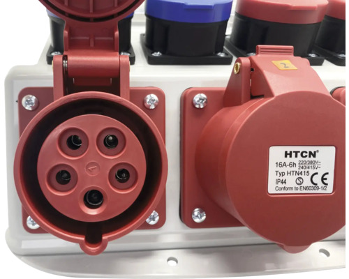 Industriesteckdose mit fünfpoliger Ausführung