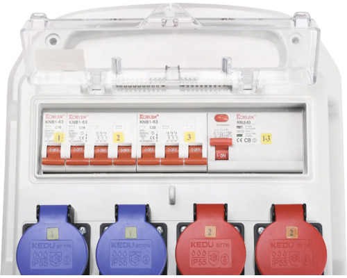 Aussenverteiler mit Sicherungen und Steckdosen