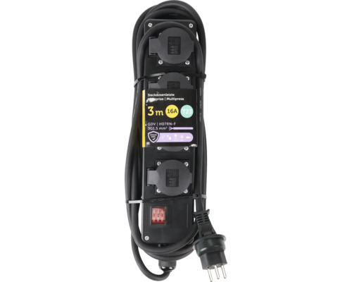 Steckdosenleiste mit drei Steckdosen, drei Meter Kabel und einem Schalter